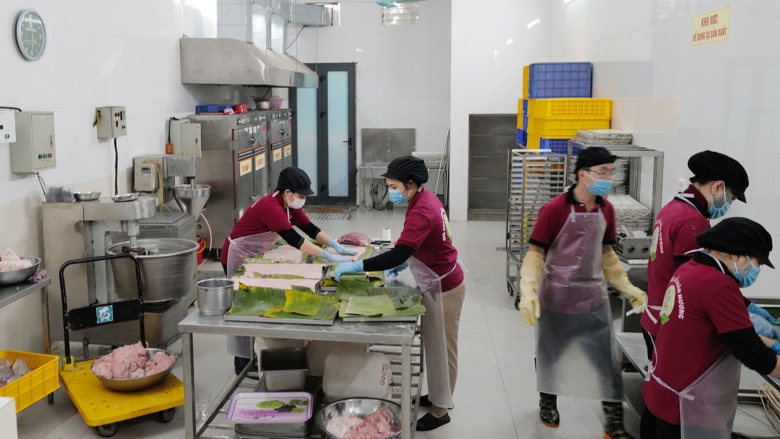 Hình ảnh cơ sở sản xuất giò chả